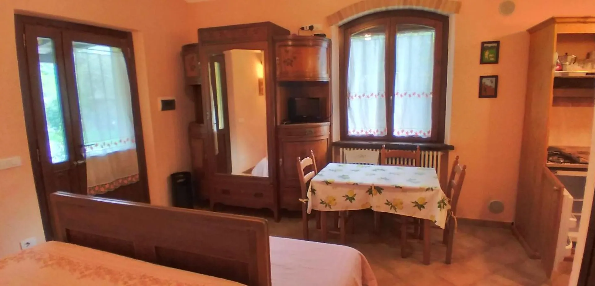 Farm stay Casale Giuncheto Villa Pilonico Paterno Italy